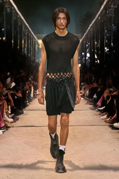 Look 37